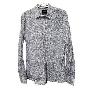 2/$20 Vintage Y2K Blue & White Floral Pattern Buttons Down Shirt Size: M